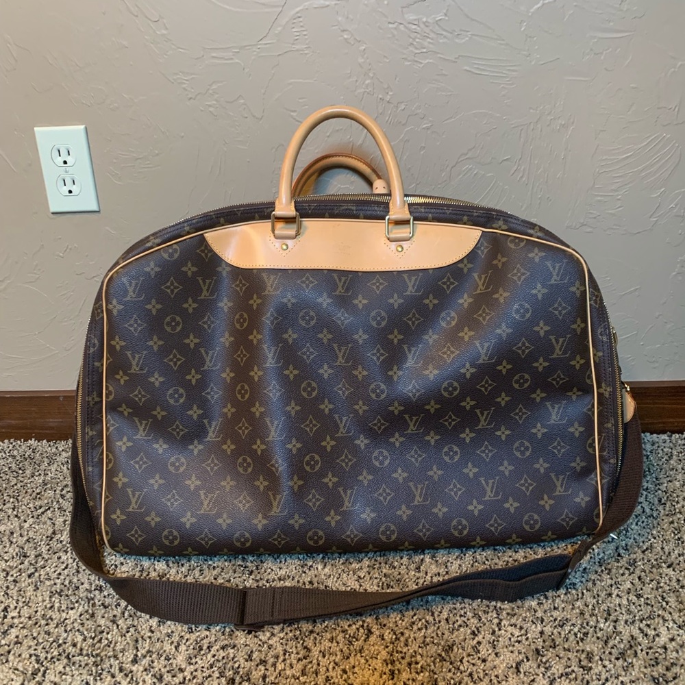 Louis Vuitton monogram A Alize 2 poches
